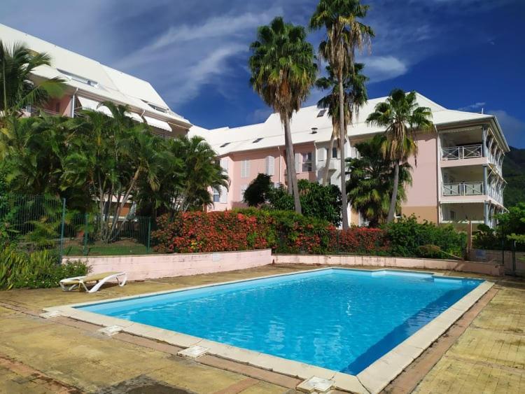 Gourbeyre Charmant Appartement En Bord De Mer Avec Piscine מראה חיצוני תמונה